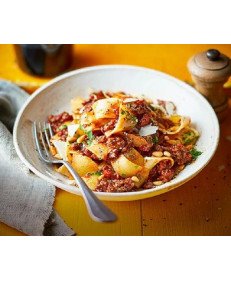 Pappardelle de Bolonhesa e grãos Pappardelle de Bolonhesa e grãos